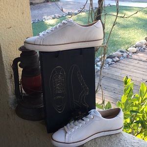 Woman’s Massimo Dutti  Leather tennis sports 👟